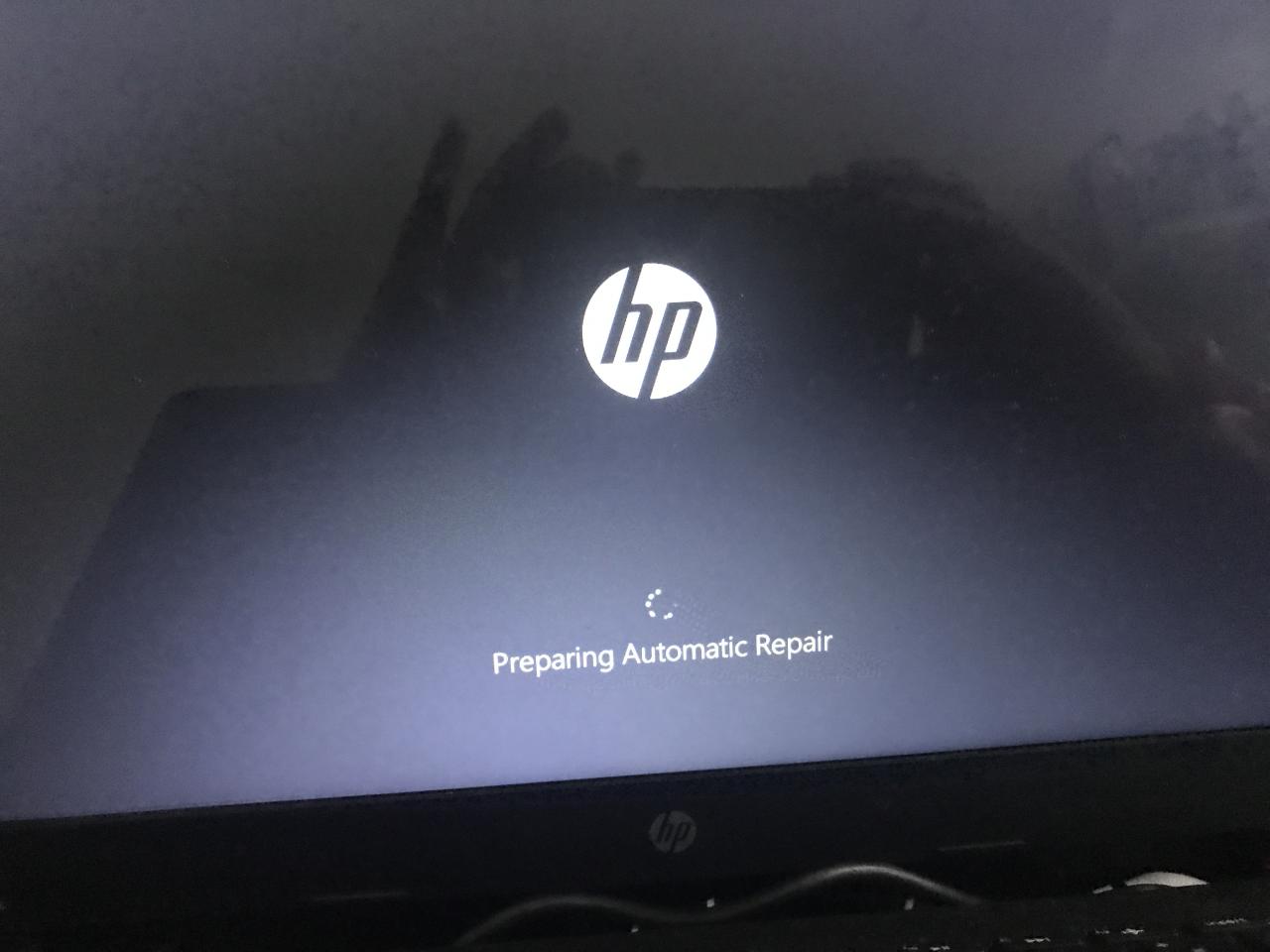 Cara mengatasi HP loading stuck di logo